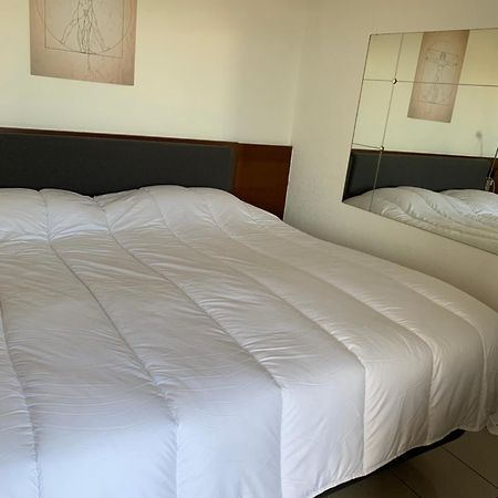 Ferienwohnung Droit Au But!! Marseilles Exterior foto